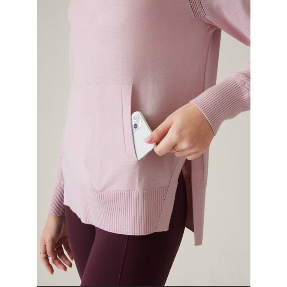 ATHLETA Evergreen Hoodie Sweater Hydrangea Pink Medium M - Picture 2 of 11